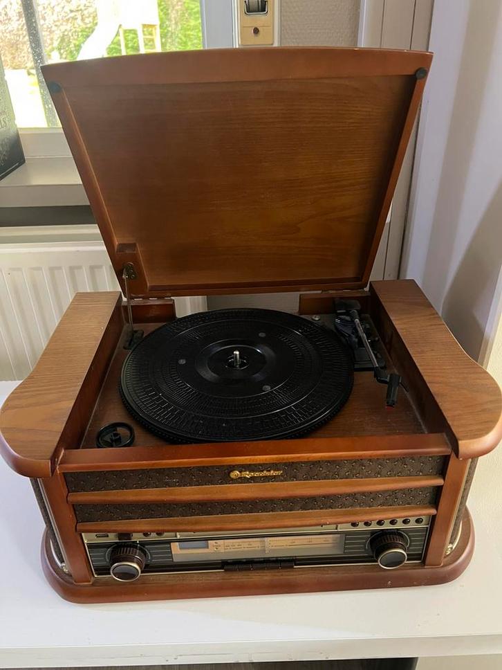 Roadstar platenspeler + platen, Audio, Tv en Foto, Platenspelers, Zo goed als nieuw, Platenspeler, Ophalen