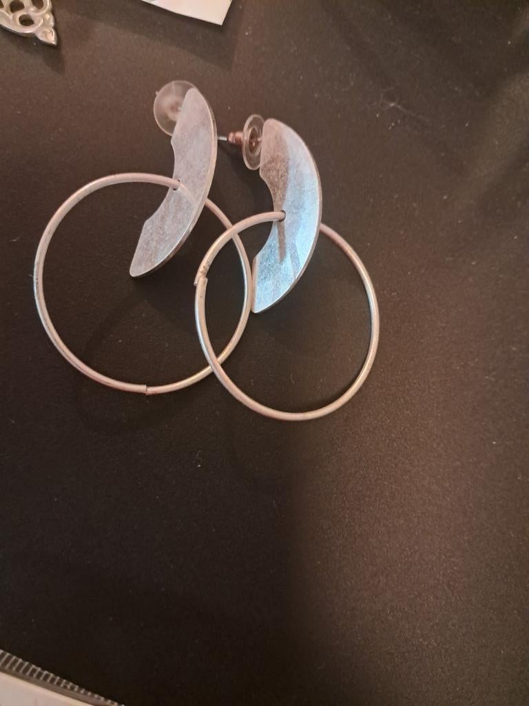 Oorbellen nr 1, Handtassen en Accessoires, Oorbellen, Ophalen