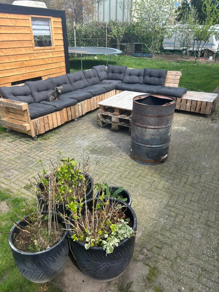 ! Complete tuin set ! Loungebank~Vuurkorf~Bloembakken, Tuin en Terras, Tuinsets en Loungesets, Zo goed als nieuw, Tuinset, Bank