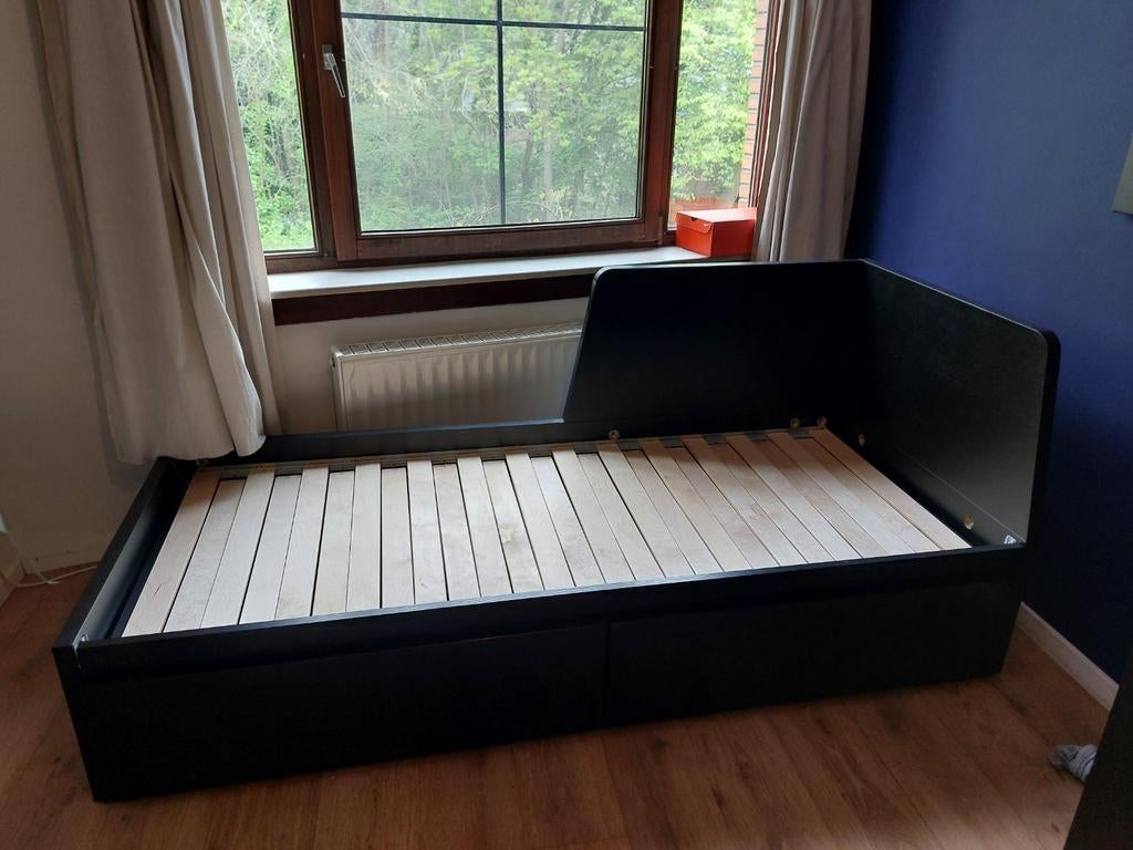 MALM bed 1 persoons uit te trekken tot 2 persoonsbed, Huis en Inrichting, Ophalen