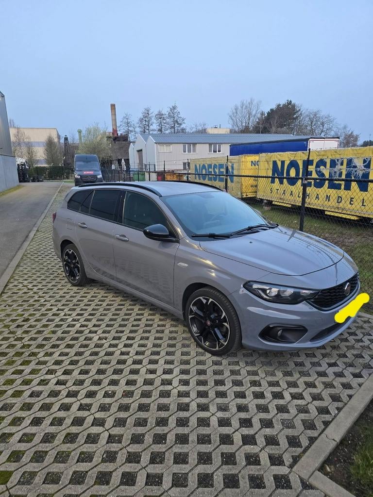 Fiat TIPO 1.6 Diesel,88 kw, Autos, Fiat, Argent ou Gris, Achat, 5 portes, Diesel