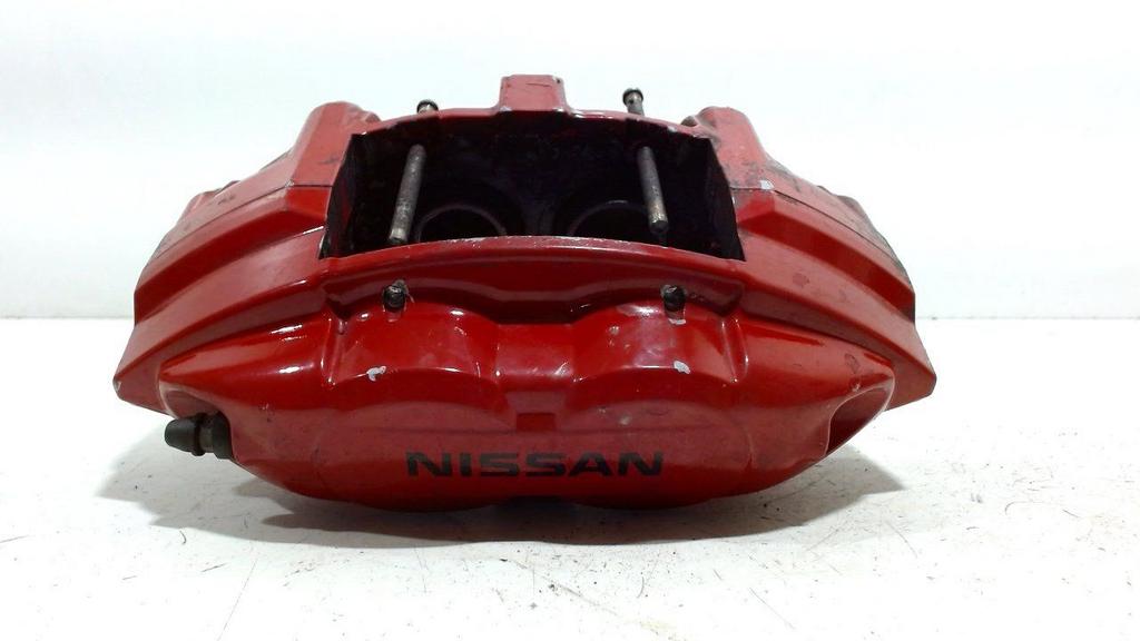 Remklauw rechts voor Nissan 370 Z, Onderdelen@venauto.nl, Van der Ven Autorecycling B.V., Ettenseweg 76, 4706 PB Roosendaal, The Netherlands