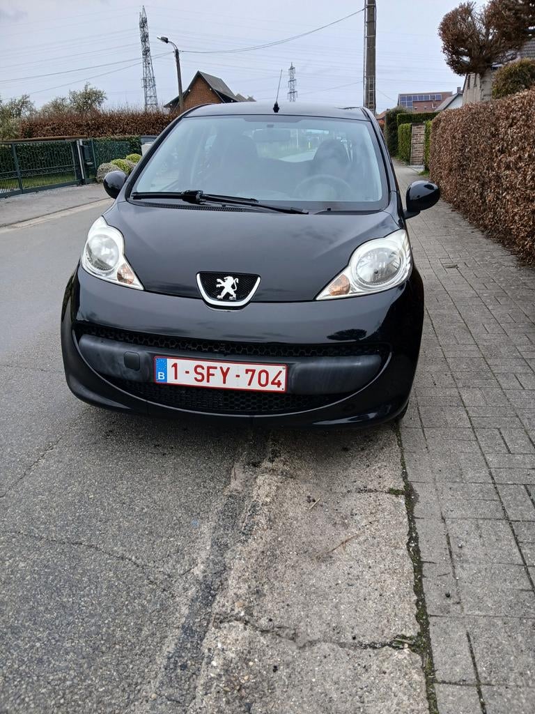 Peugeot 107 1000cc essence 5 portes direction assistée, Achat, Boîte manuelle, Noir, Particulier
