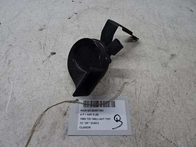 CLAXON Audi Q3 (8UB / 8UG) (01-2011/12-2019), Gebruikt, Audi