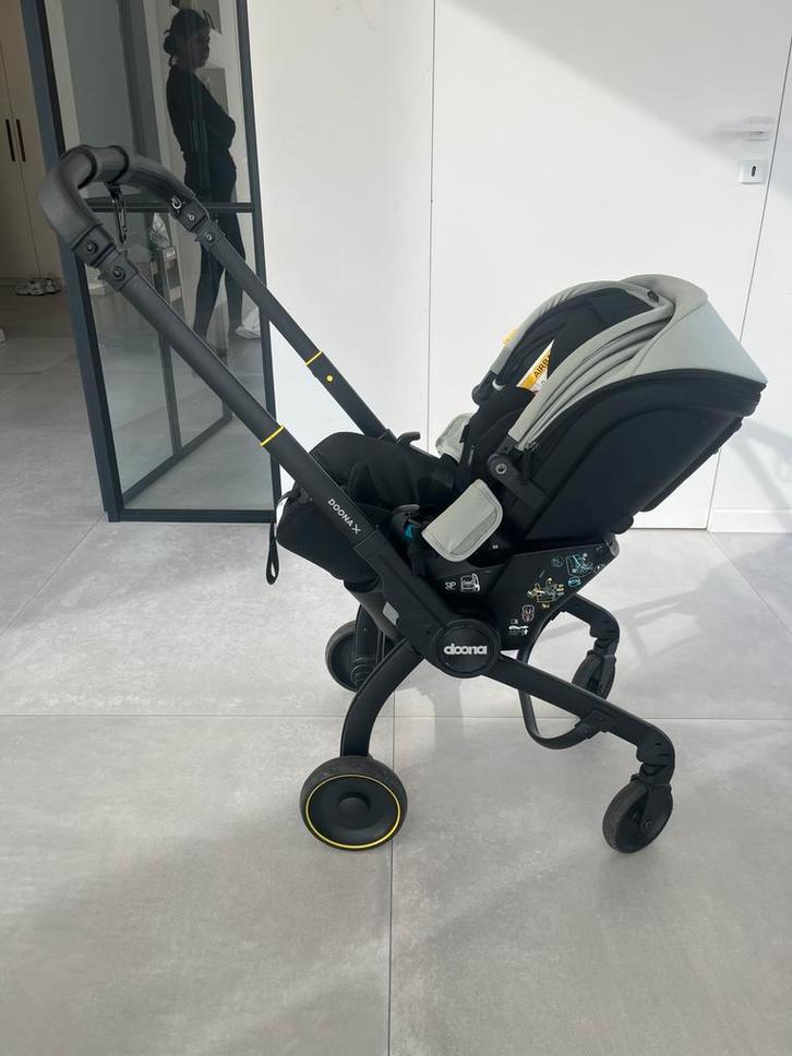 Doona X - Autostoel en kinderwagen, Kinderen en Baby's, Buggy's, Zo goed als nieuw, Ophalen