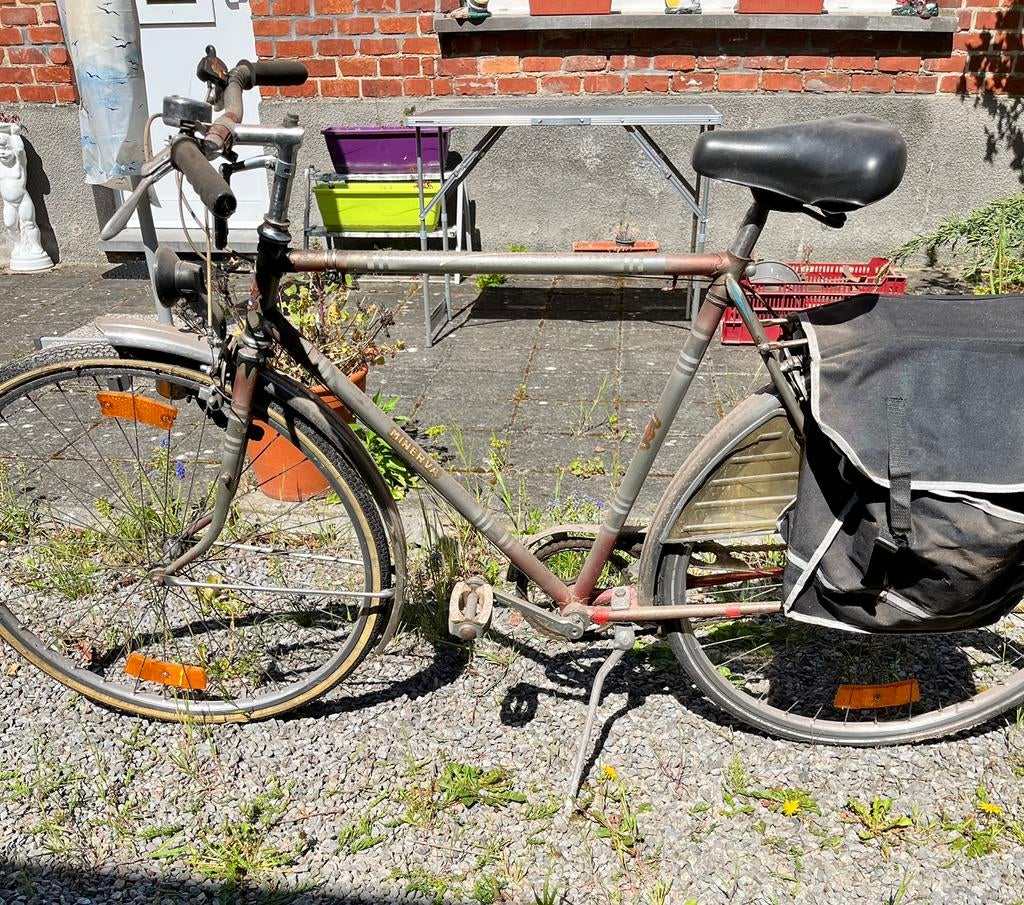 Vélo pour homme, Enlèvement