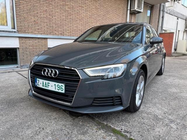 Audi A3 Sportback 30 TDi Édition Business. S tronic 2020, Autos, Audi, Entreprise, Achat, A3, ABS, Caméra de recul, Airbags, Air conditionné