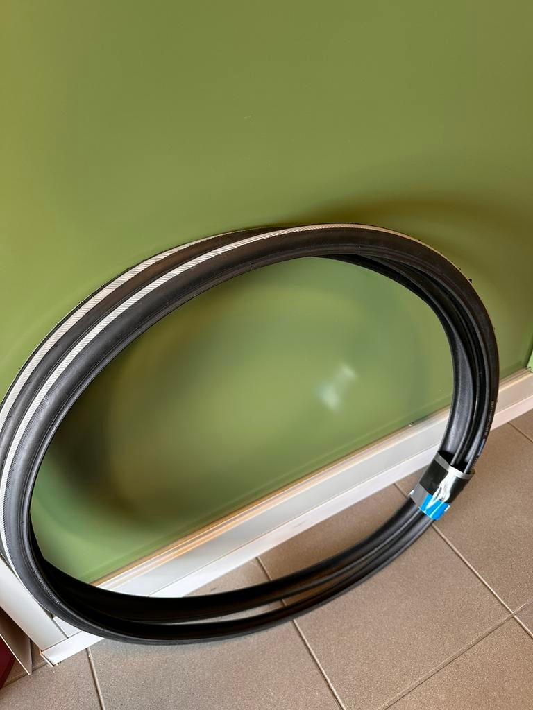 Bijna gratis!!Swalbe rolstoel (fiets)banden 25/590 /10.0 bar, Enlèvement, Neuf