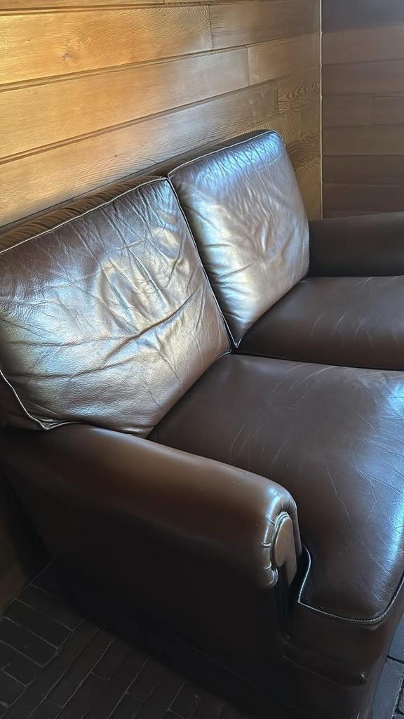 Kalfsleer 2-zit zetel, Ophalen, Zo goed als nieuw