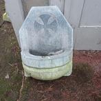 Groot wijwater vat arduin . Ongeveer 50 cm hoog. Zeer zwaar., Antiek en Kunst, Antiek | Religieuze voorwerpen, Ophalen