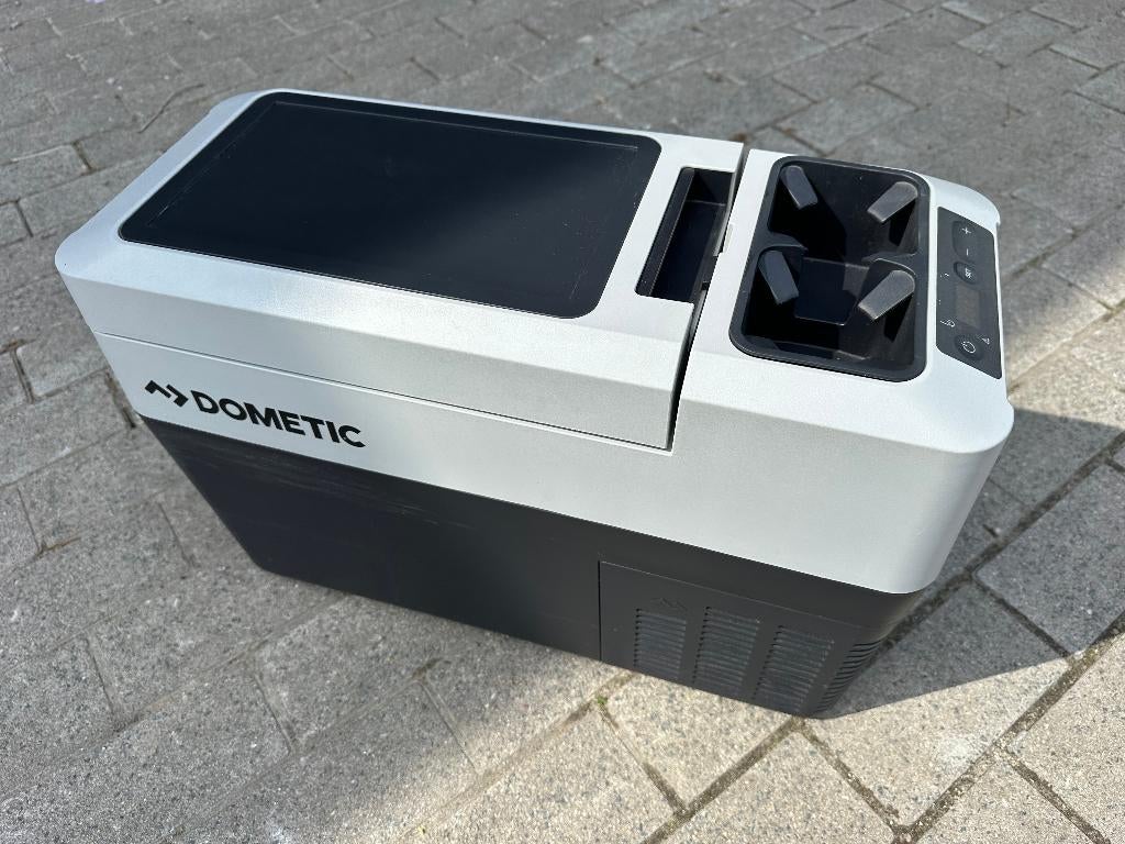 Koelbox / kampeerfrigo Dometic CFF-12, Ophalen, Zo goed als nieuw, Koelbox, Compressor