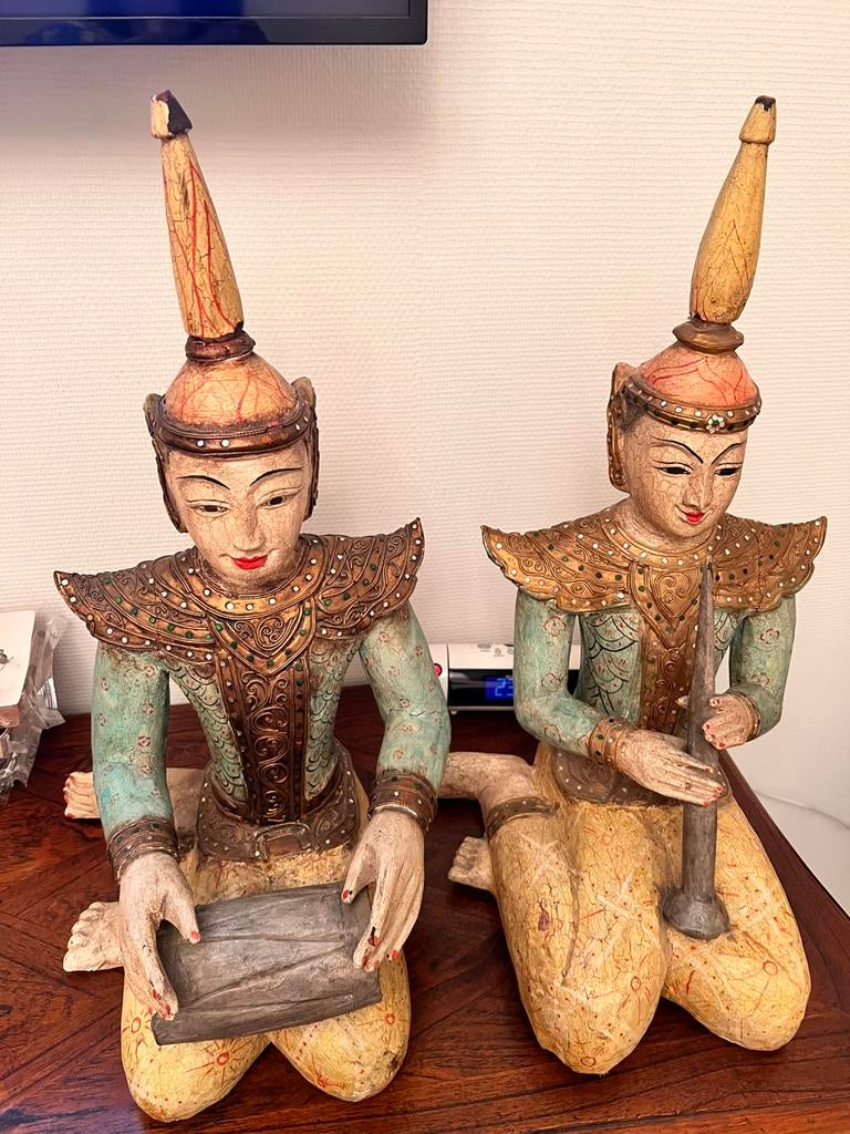 Thaise beelden, Ophalen, Zo goed als nieuw