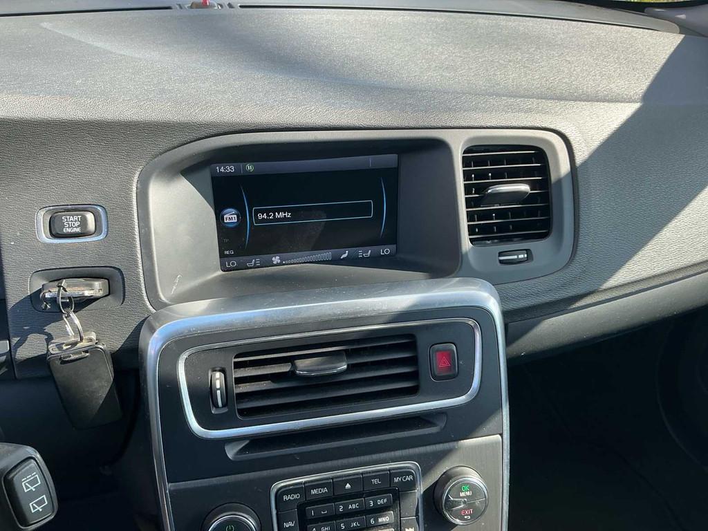 Volvo V60 1.6 T4 Voiture de tourisme cinétique 2011, Autos, Volvo, Euro 5, Achat, Entreprise, V60