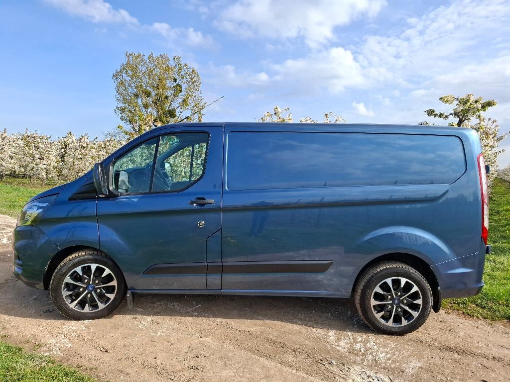 FORD TRANSIT CUSTOM, Autos, Achat, Euro 6, 3 places, Boîte manuelle