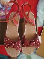 NIEUW rode sandalen strik stippen maat 40, Nieuw, Trend One, Rood, Sandalen of Muiltjes