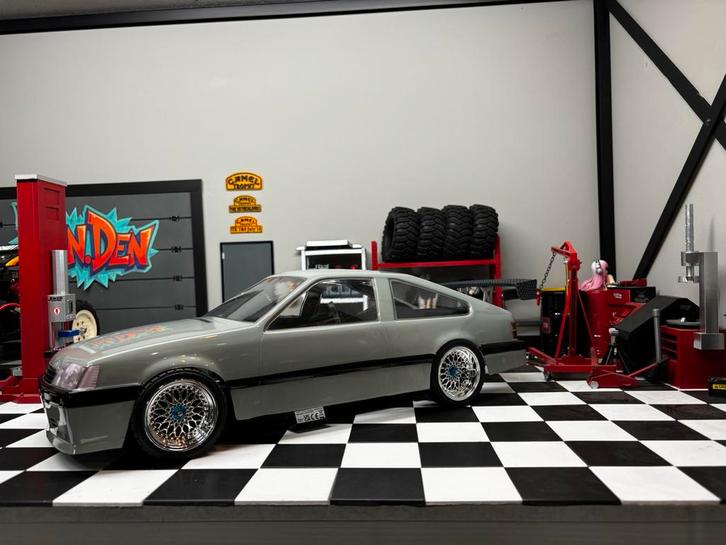 Tamiya met Opel Monza GTE, Hobby en Vrije tijd, Modelbouw | Radiografisch | Auto's, Nieuw, Auto onroad, Elektro, Schaal 1:10, Ophalen of Verzenden