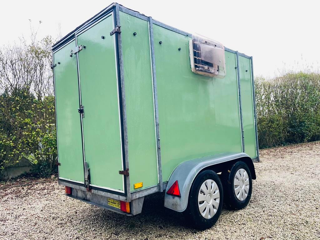 Aanhangwagen <750 kg. 2 assen. Nieuwe banden. Met planken, Ophalen of Verzenden