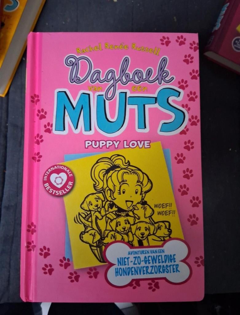 Rachel Renée Russell - L'amour des chiots, Livres, Livres pour enfants | Jeunesse | 10 à 12 ans, Enlèvement ou Envoi