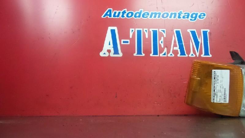 CLIGNOTANT DROIT Volkswagen Transporter / Multivan T4, Autos : Pièces & Accessoires, Éclairage, Volkswagen, Utilisé