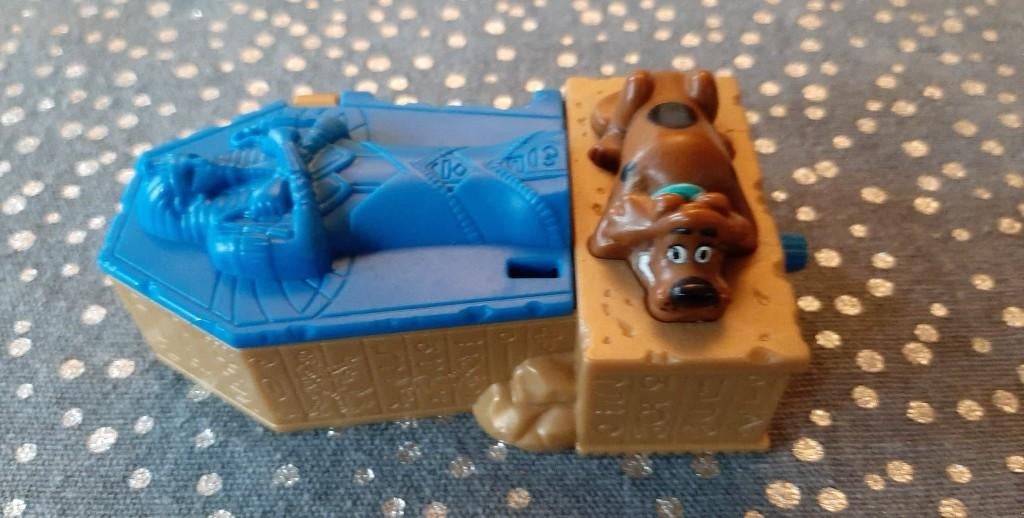 Mummiefiguur van McDonald's Scoubidou 2010, Ophalen