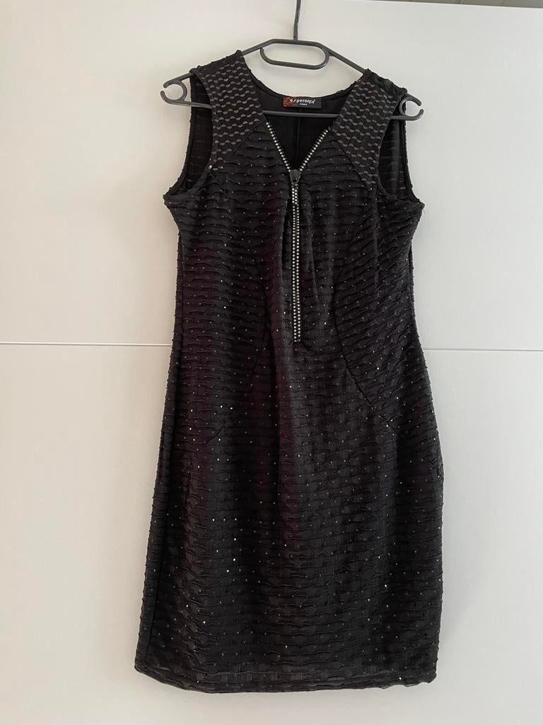 Zwart kleedje Esperance, Ophalen, Zo goed als nieuw, Zwart, Boven de knie