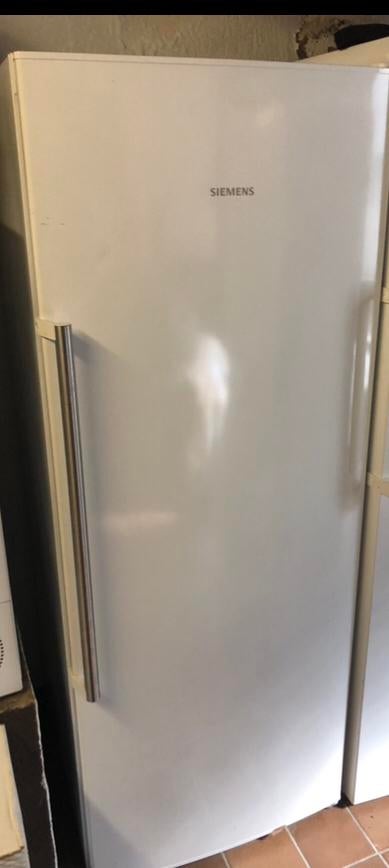 Congélateur Siemens 6 tiroirs, 1,55m*60cm*63cm, Elektronische apparatuur, Vriezers en Diepvrieskisten, Zo goed als nieuw, Vrieskast
