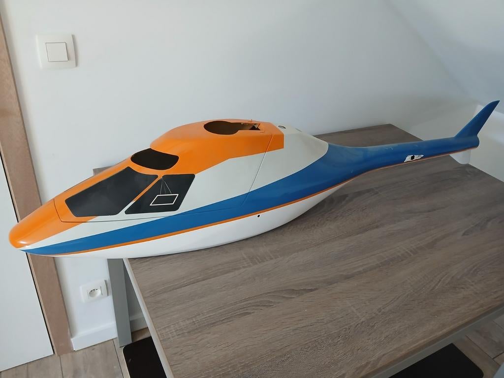 Heli sport romp +mal, Hobby en Vrije tijd, Modelbouw | Boten en Schepen, Ophalen