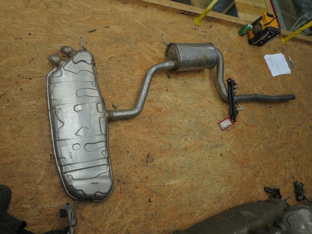 UITLAAT EINDDEMPER Volkswagen Golf V (1K1) (02-2001/12-2010), Gebruikt, Volkswagen