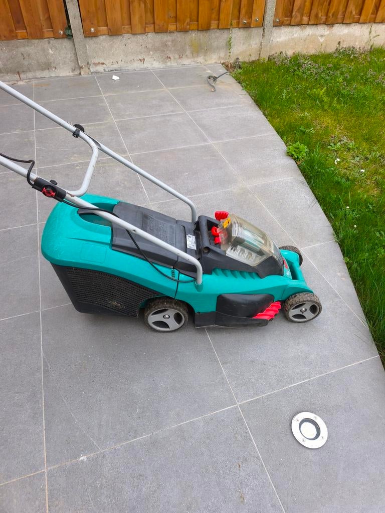 Tondeuse à gazon à batterie 36v pour pièces