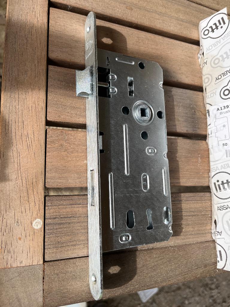 Sloten binnendeuren, Doe-het-zelf en Bouw, Deuren en Vliegenramen, Ophalen, Nieuw, Metaal, Binnendeur