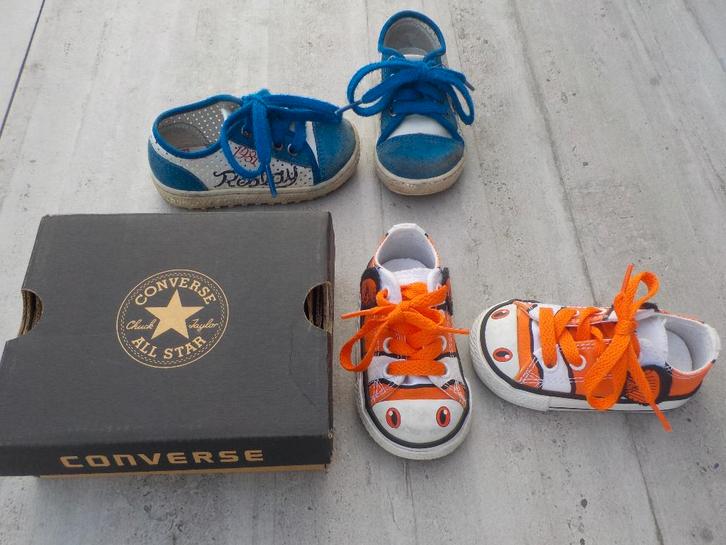 Babyschoentjes Converse All Star maat 19 en Replay maat 20, Kinderen en Baby's, Kinderkleding | Schoenen en Sokken, Gebruikt, Schoenen