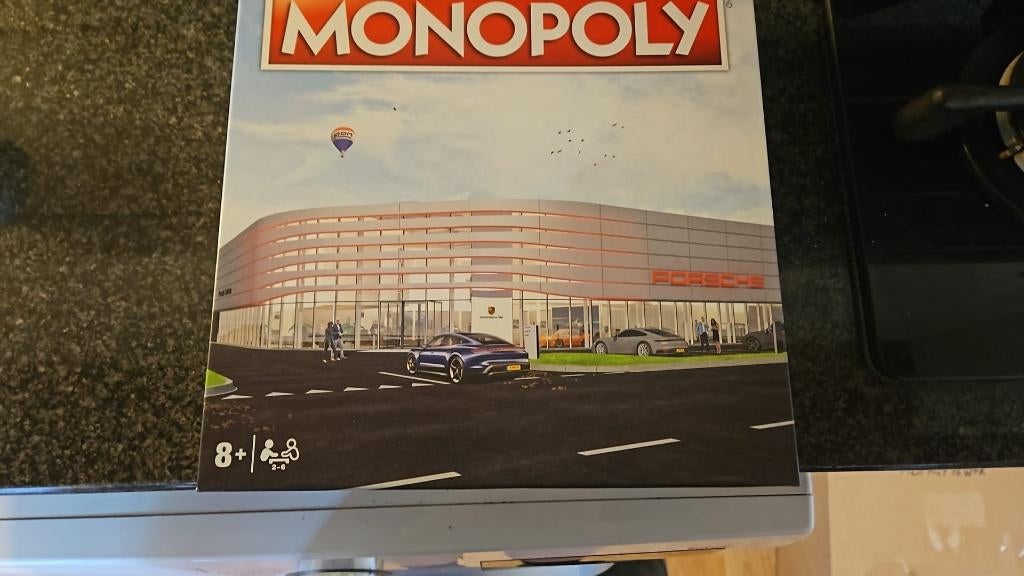 bordspel nieuw Monopoly Porsche Monopolie auto, Vijf spelers of meer, Ophalen of Verzenden, Nieuw, Monopoly