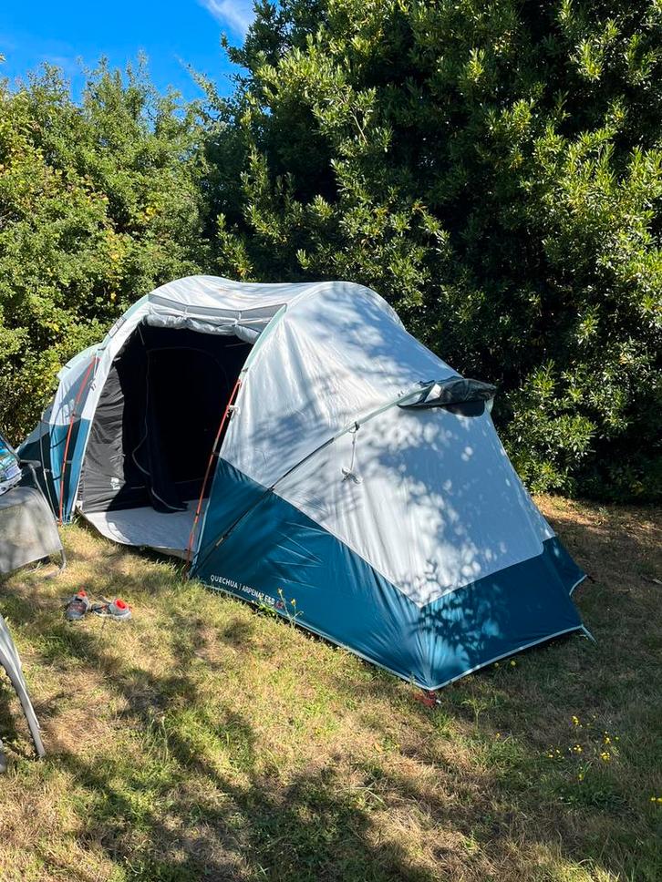 Tente Quechua Arpenaz black and fresh. 4.2., Caravanes & Camping, Tentes, Comme neuf, Enlèvement