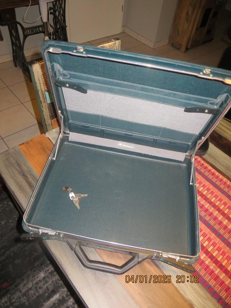 Mallette Samsonite., Plastique dur, Moins de 35 cm, Enlèvement, Moins de 50 cm