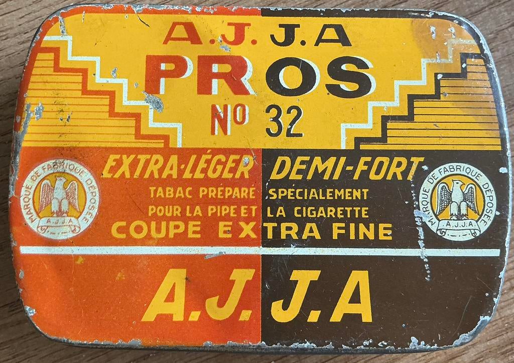Ancien TABAC AJJA PROS n32/BOÎTE, Collections, Marques & Objets publicitaires, Enlèvement ou Envoi, Comme neuf, Emballage