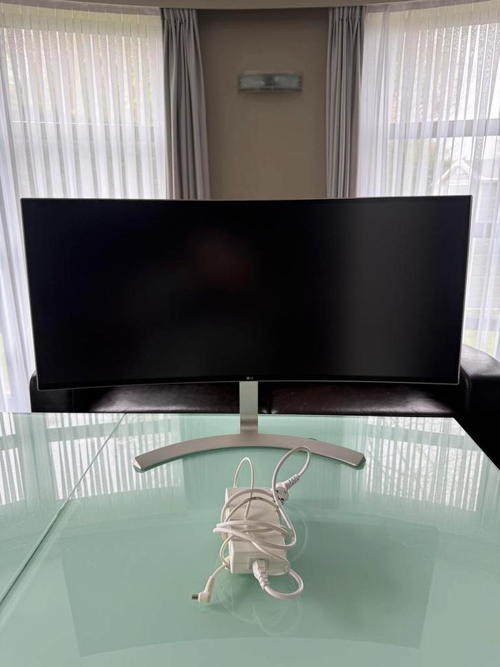 Écran LG 38UC99 – 38 pouces incurvé (Ultrawide), Computers en Software, Monitoren, Zo goed als nieuw, 61 t/m 100 Hz, DisplayPort
