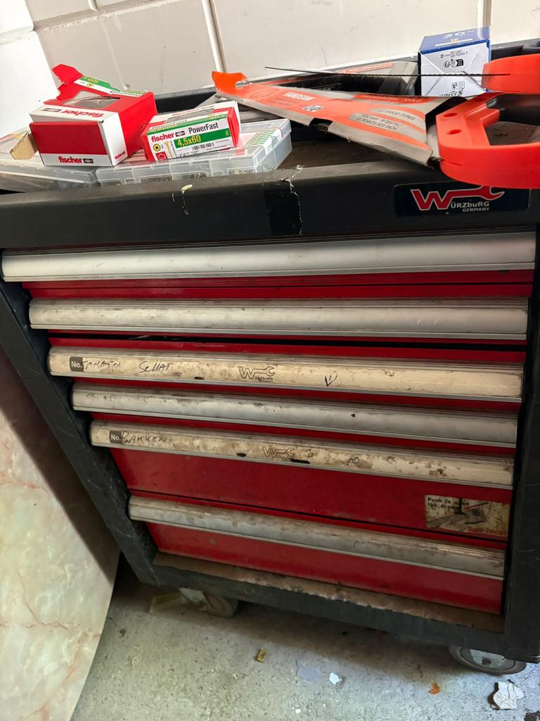 Kwalitatief gereedschap alles te samen, Ophalen, Zo goed als nieuw