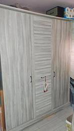 GARDE-ROBE 3 PORTES, 150 à 200 cm, Comme neuf, Enlèvement, 50 à 75 cm