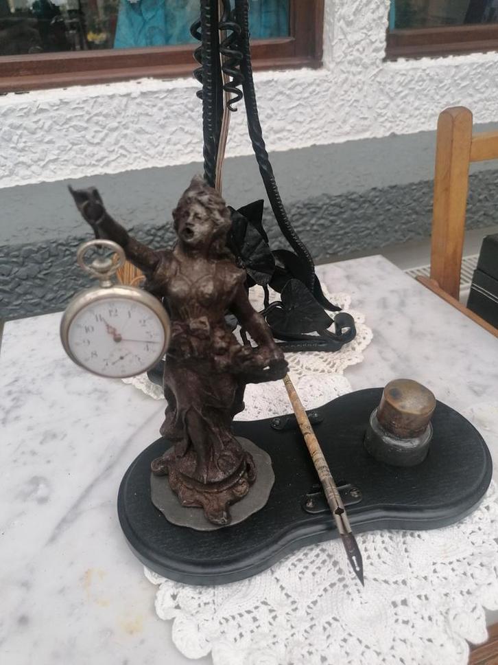 Anciens porte-montre, montre gousset et encrier, porte-plume, Antiquités & Art, Antiquités | Éclairage, Enlèvement ou Envoi