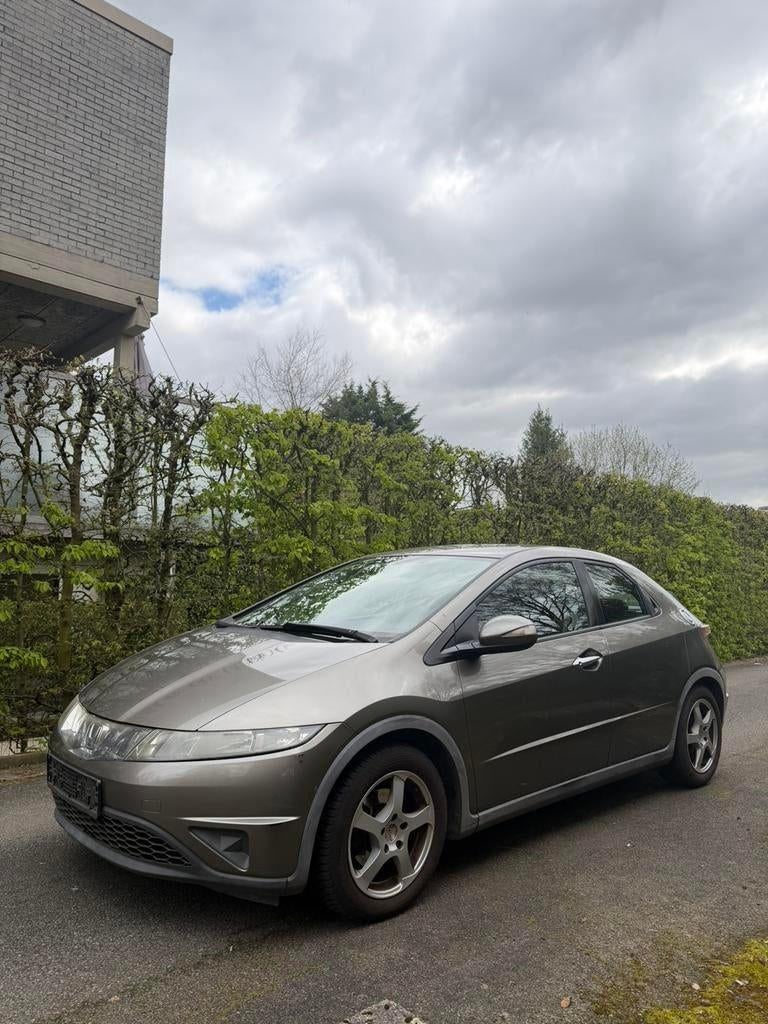 Honda Civic 1.3 benzine AUTOMAAT 1e eig - GARANTIE & KEURING, Auto's, Honda, Automaat, 1600 cc, https://public.car-pass.be/vhr/46a130c4-ee71-46b0-93c4-07a07b74c1c9
