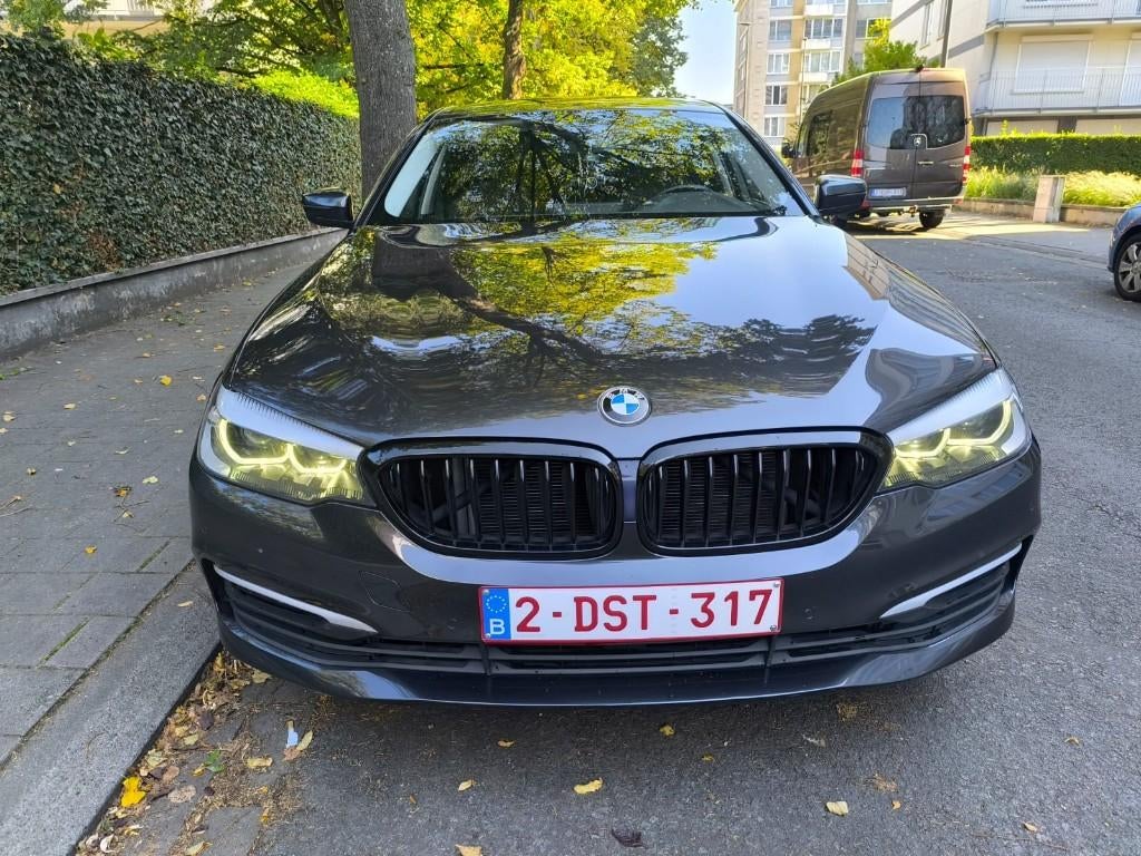 2019 - 5 serie -150 pk 2019-145000km-6D, Autos, BMW, Cuir, 116 g/km, Noir, Automatique