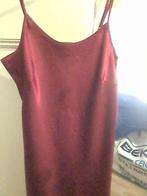 nuisette rouge satinée T38/40, Enlèvement, Rouge, Vêtements de nuit