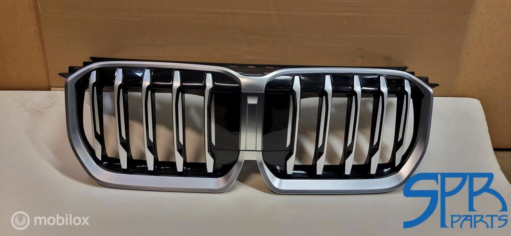 Grille BMW X1 U11 NIER GRILL CHROOM NIEREN ZWART ACC OPTIE, Enlèvement ou Envoi, Utilisé, BMW, BMW