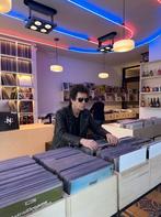 WIJ KOPEN VINYL SINGLES EN CASSETTES, Ophalen