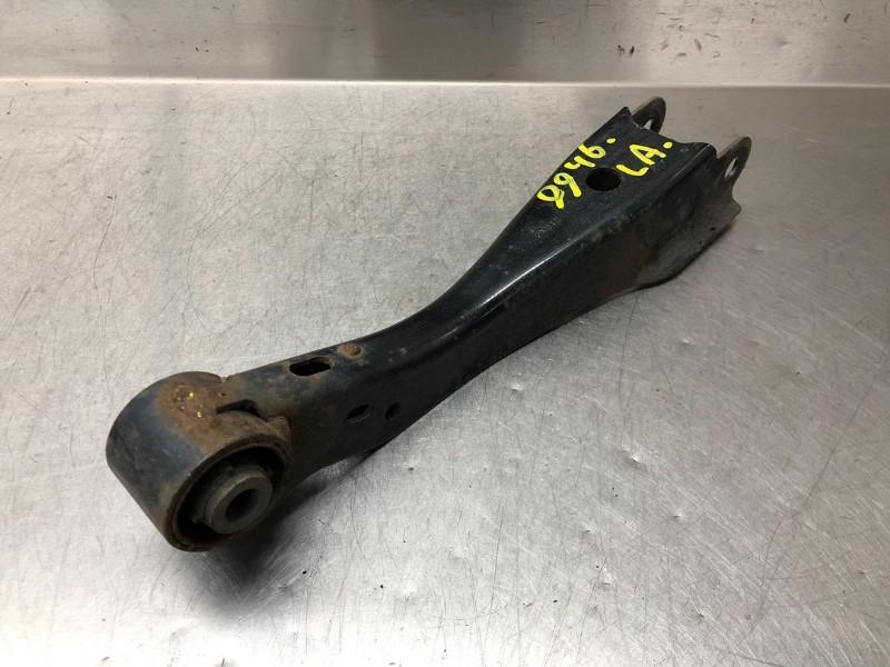 BRAS DE SUSPENSION ARRIÈRE GAUCHE Toyota GT 86 (ZN), Utilisé, Toyota
