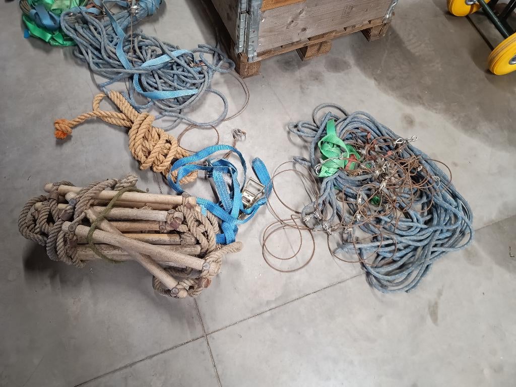 buitensprotmateriaal, touwbruggen, klimparcours, Sports & Fitness, Sports & Fitness Autre, Enlèvement, Utilisé