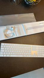 Apple Magic Keyboard AZERTY, Computers en Software, Toetsenborden, Ophalen, Azerty, Gebruikt, Draadloos