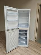 Swan koelkast met vriezer onderaan – bijna nieuw, Elektronische apparatuur, Ophalen