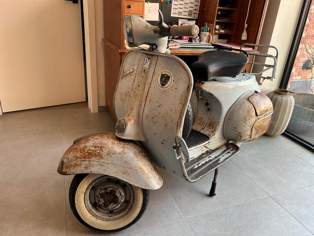 Vespa VNB 1965, Enlèvement