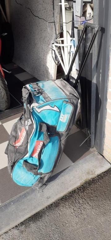 materiaalzak beschikbaar voor biedingen